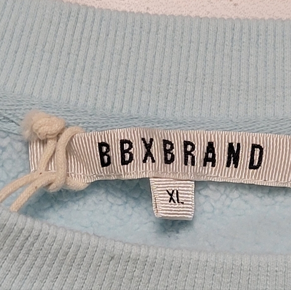 BBXBRAND Luxury Powder Blue Crewneck Sweatshirt - Picture 9 of 9
